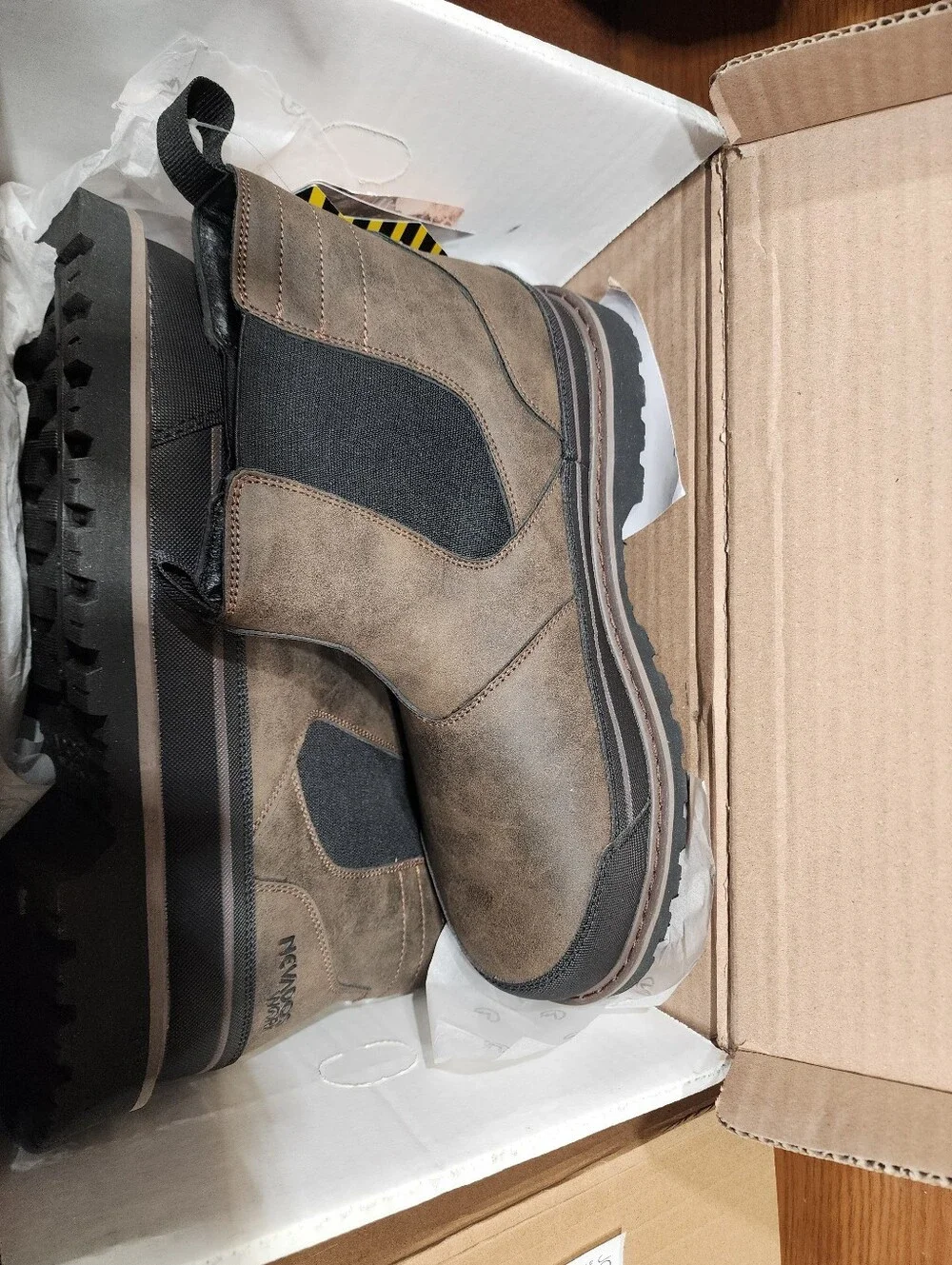 Nevados brown slip